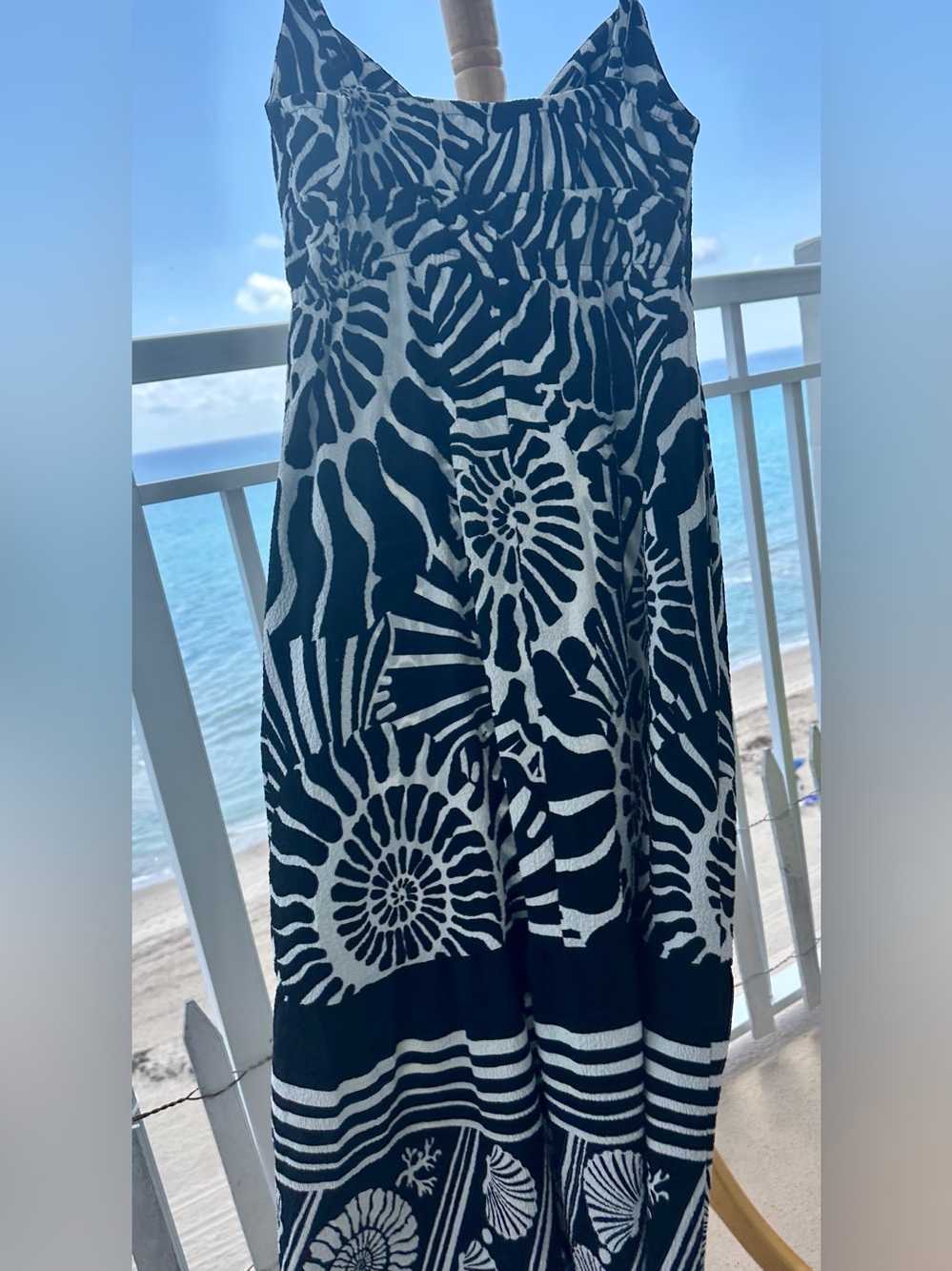 SOFIA VERGARA Black and White Shell Print Sundress - Picture 3 of 6